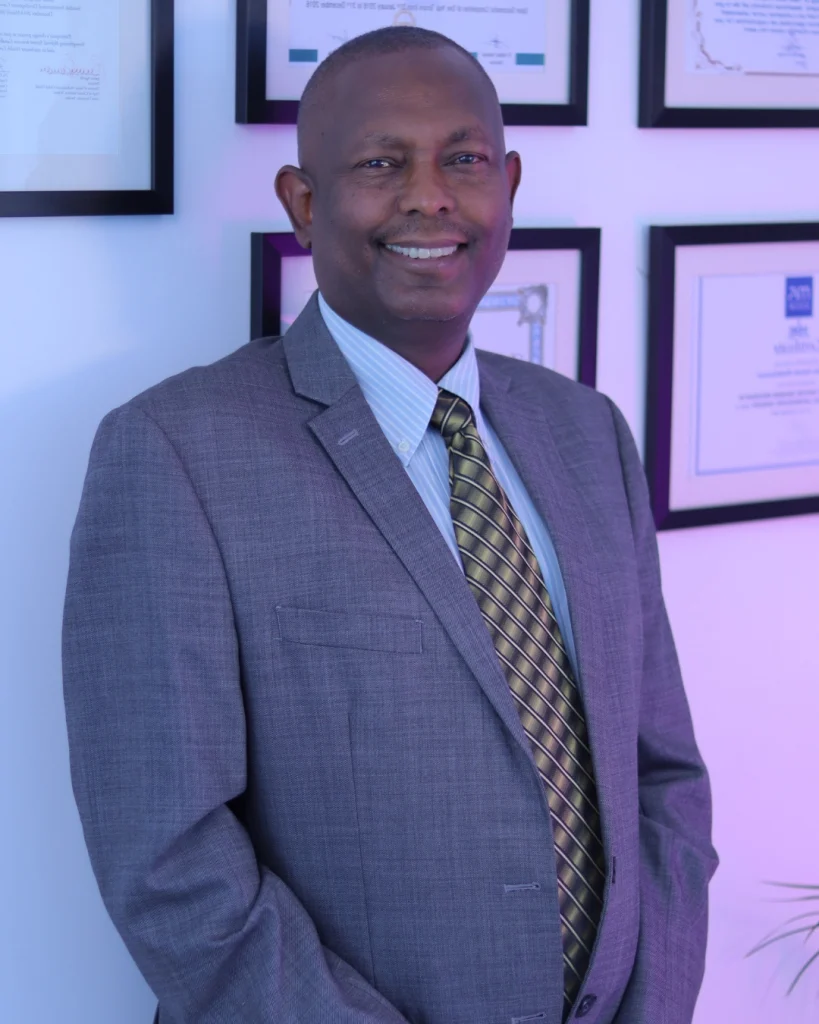 Dr. Eskinder mael medcontour